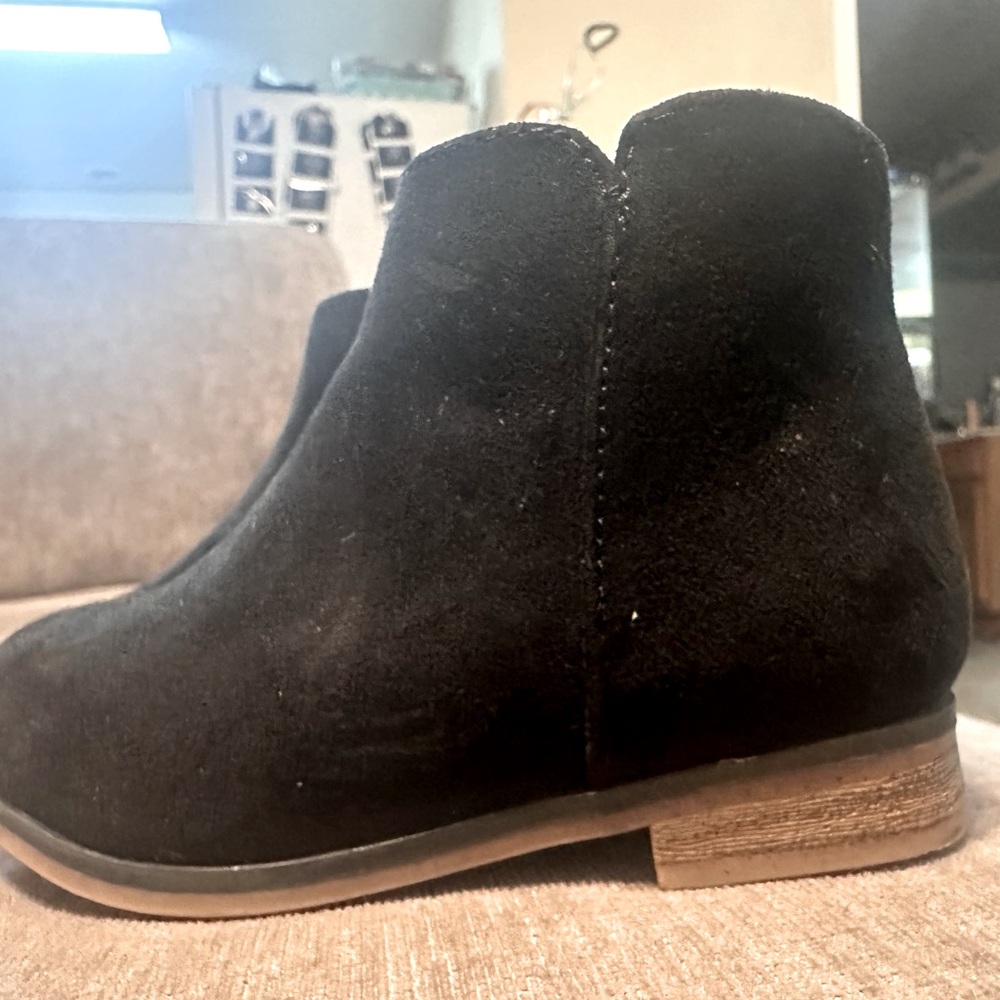Toddler Girl Black boots